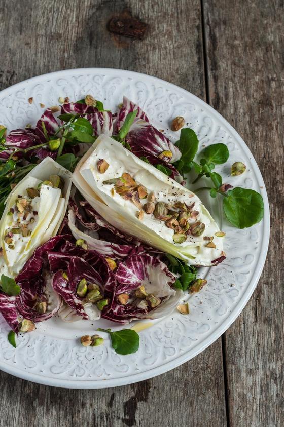 Foto em destaque de Salada de Endívias e Pistáchio