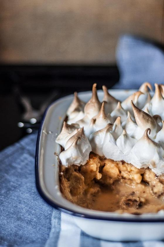 Foto em destaque de Pudim de Pão Brioche e Merengue