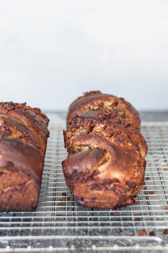 Foto em destaque de Babka de Maçã e Nozes